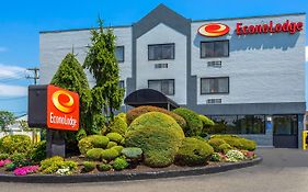 Econo Lodge in Hicksville Ny